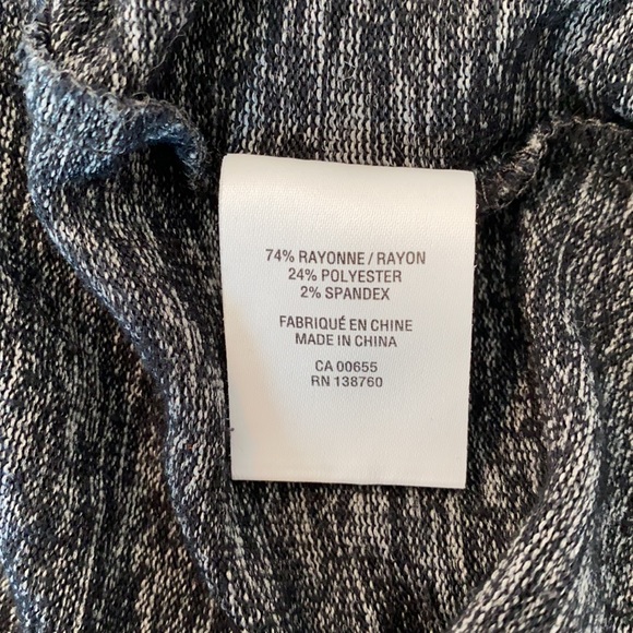 3 for $20 💜 REITMANS Draped Cardigan - Picture 4 of 4